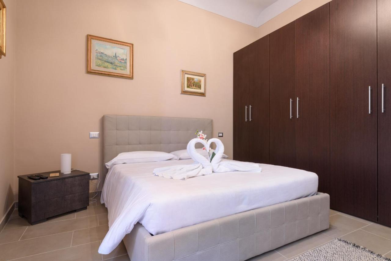 Pinzochere Artistic For Family Appartement